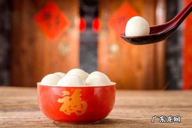 六街灯火闹儿童指的是什么动物 六街灯火闹儿童的意思