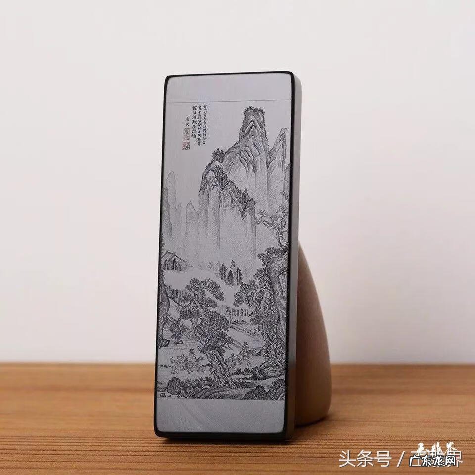 玉牌雕刻山水什么寓意 玉牌雕刻山水图案大全