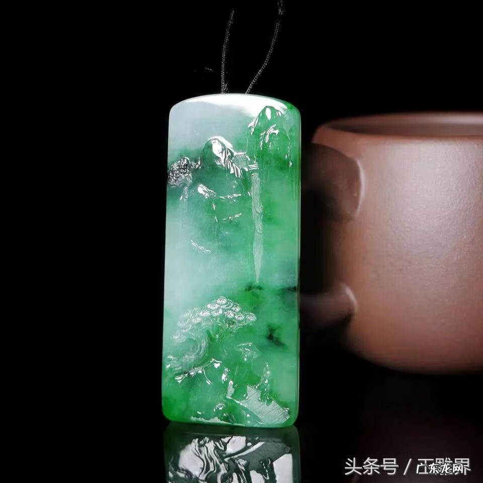 玉牌雕刻山水什么寓意 玉牌雕刻山水图案大全