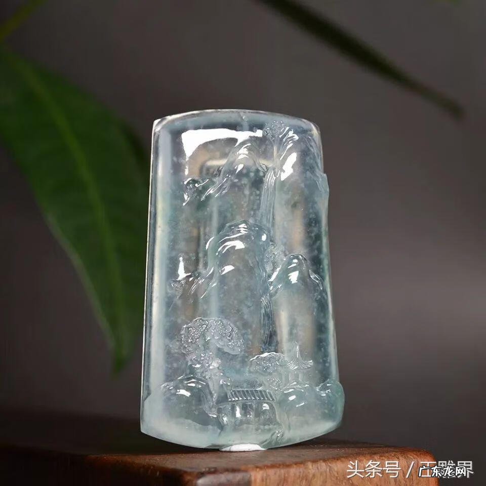 玉牌雕刻山水什么寓意 玉牌雕刻山水图案大全