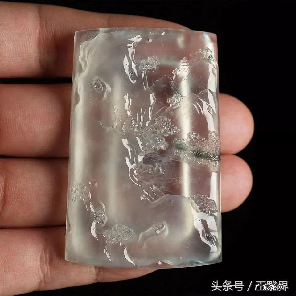 玉牌雕刻山水什么寓意 玉牌雕刻山水图案大全
