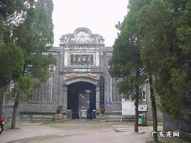 刘文彩的床 刘文彩喝人奶