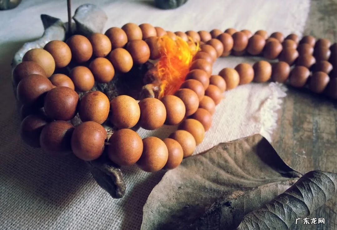 檀香木做家具好还是檀木好 檀香木做家具,风水好不好