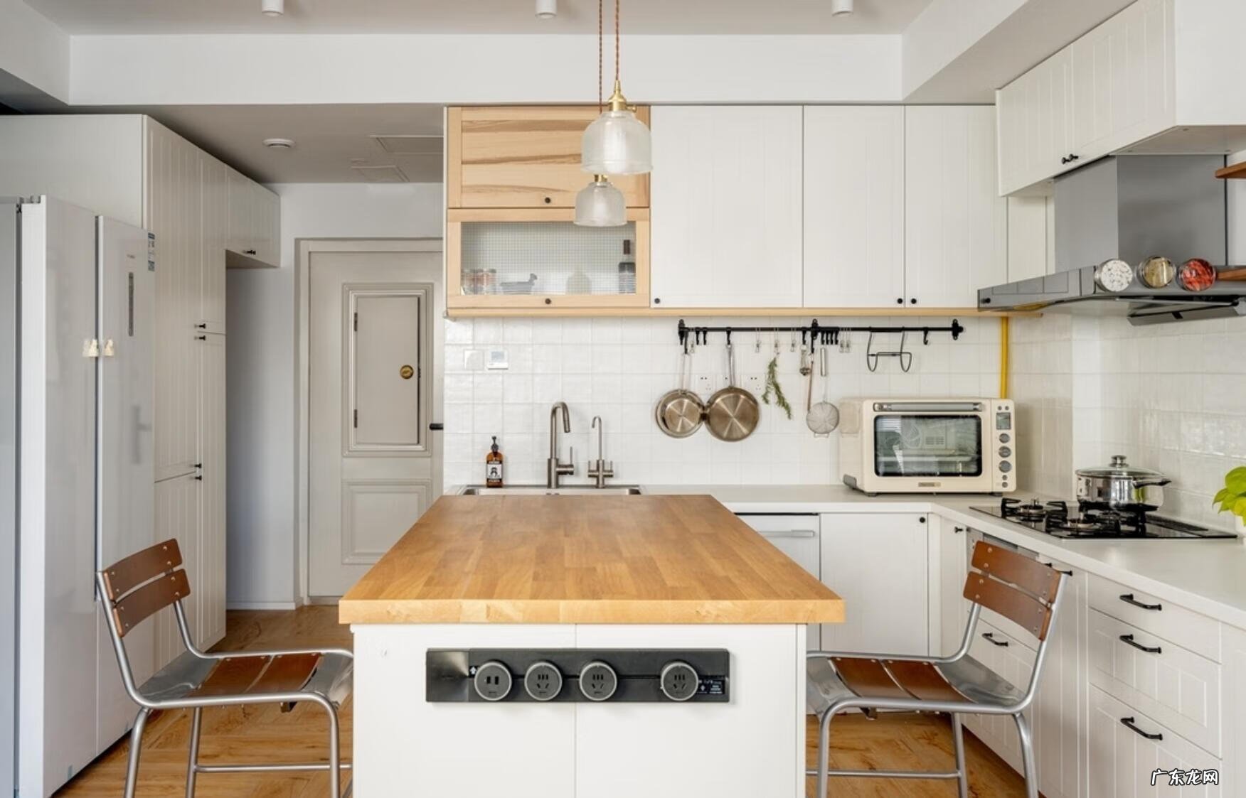 进门就是洗手台风水好吗 洗手台什么颜色风水好