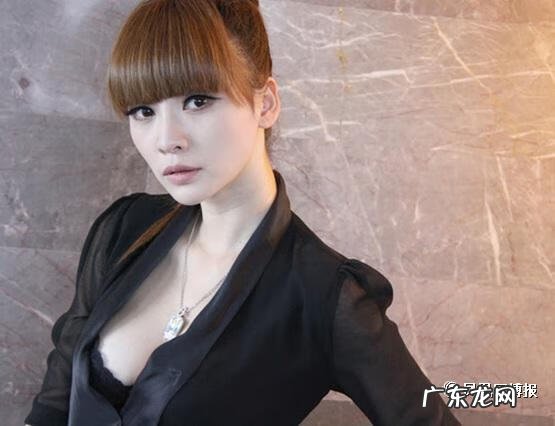 有什么办法丰胸秘籍 柳岩丰胸秘籍是真的吗