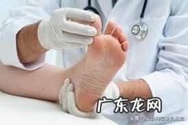 脚气脚上有许多小水泡 脚气水泡越来越多怎么办