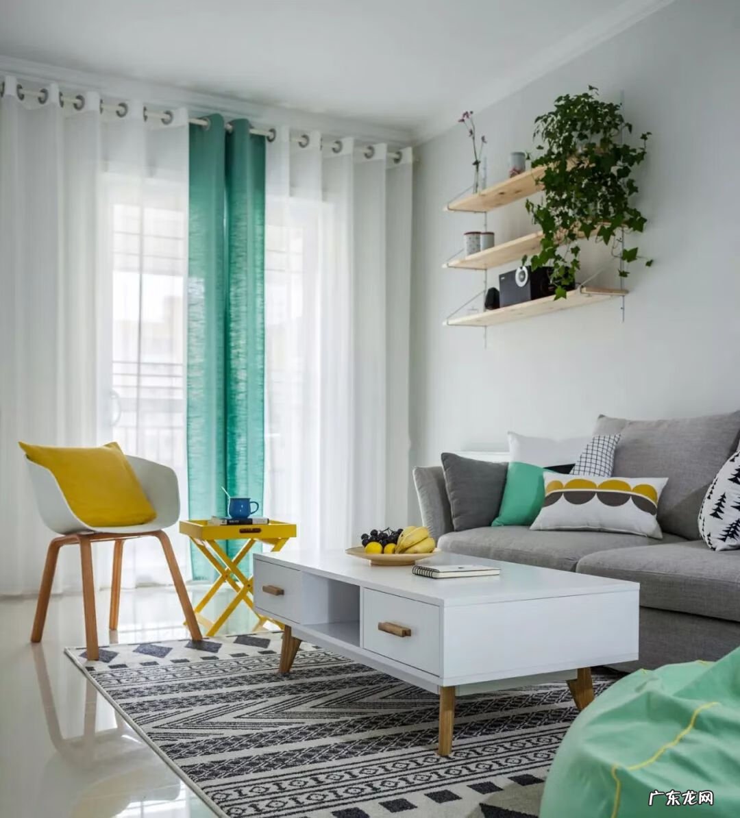 青色窗帘 青色窗帘好看吗