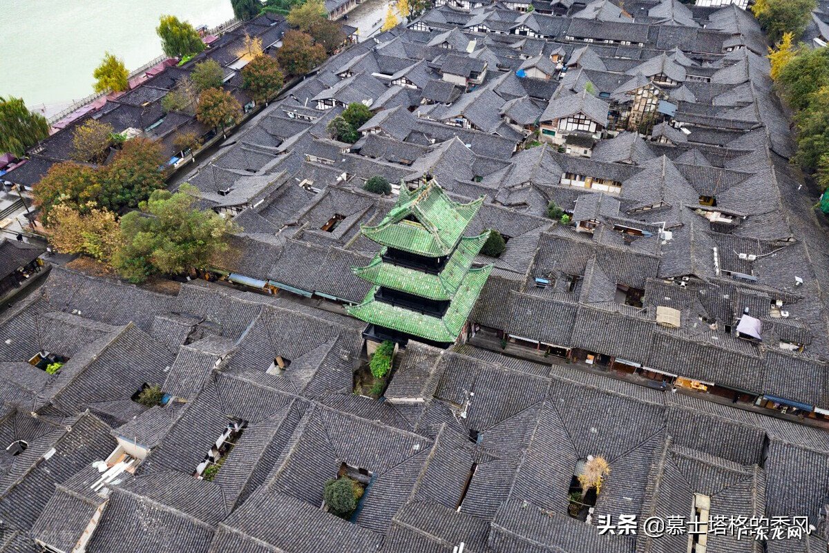 四季山水 山地小城市四季风水