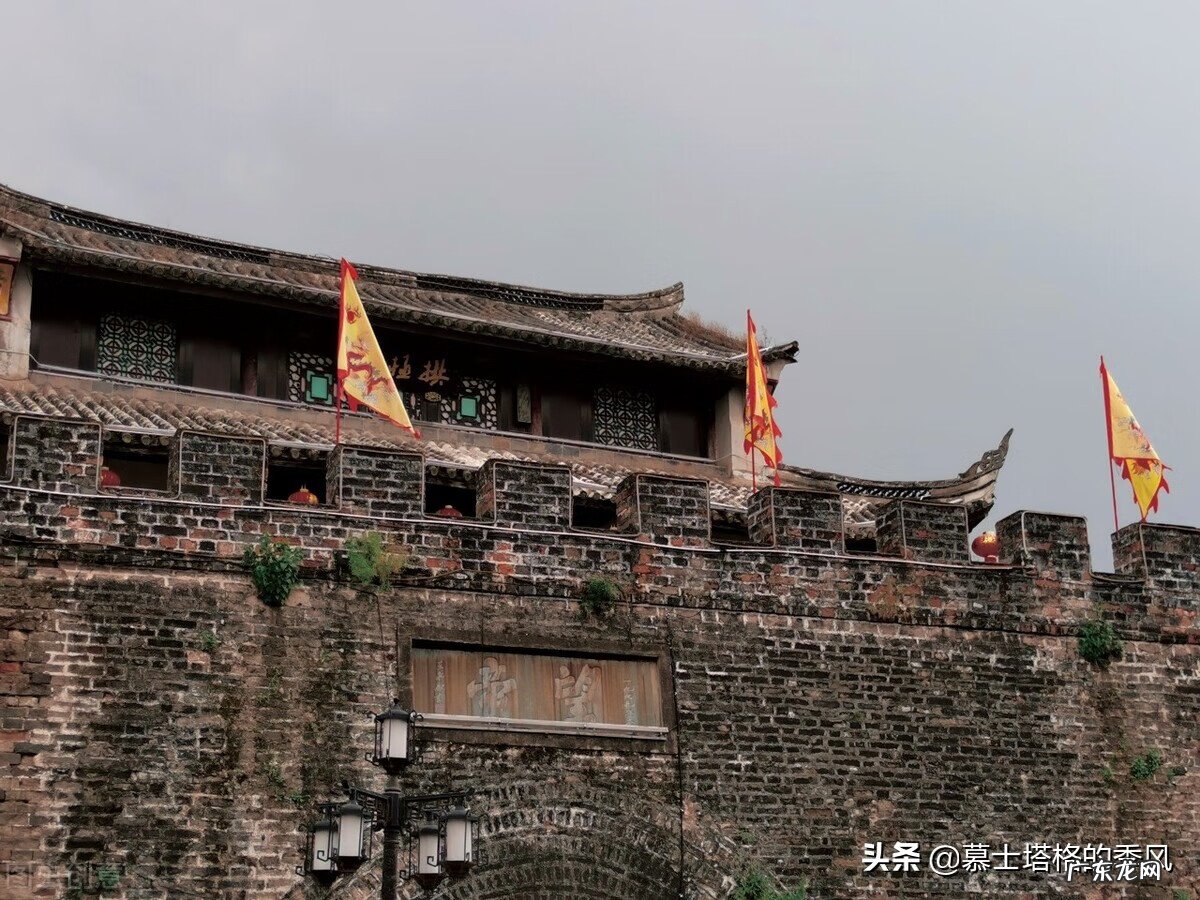 四季山水 山地小城市四季风水