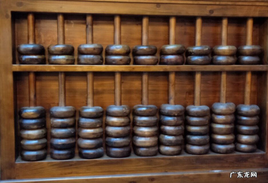 铜算盘的寓意 木算盘还是铜算盘风水好