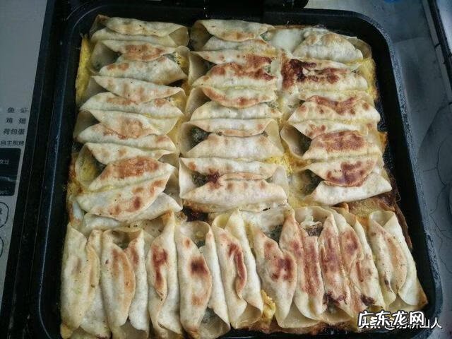 锅贴怎么做好吃又简单 锅贴的做法和配方