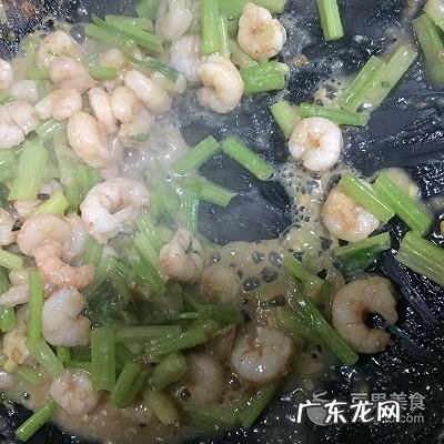 家庭版腰果虾仁的做法 腰果虾仁的正宗做法大全