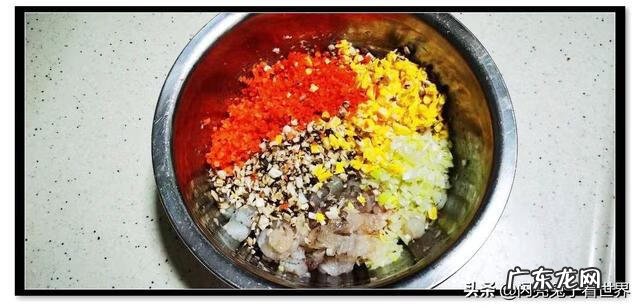 水晶虾饺的虾仁怎么做 水晶虾饺是什么梗