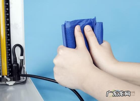 家用血压计使用 家用血压计怎么用