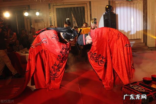 结婚司仪主持祝福语 司仪主持人