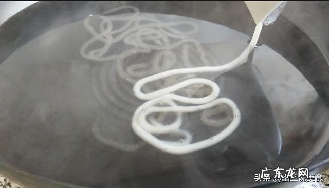 红薯粉条的制作方法 红薯粉条怎么做才好吃又简单