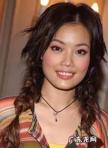 隆胸什么价 明星隆胸价格多少