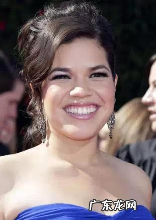 隆胸什么价 明星隆胸价格多少