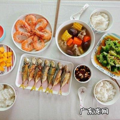 红萝卜木耳排骨汤 红萝卜排骨汤的做法