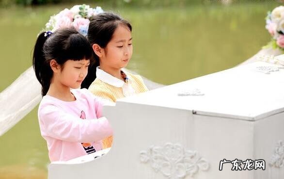 钢琴谱教程 钢琴曲谱学习