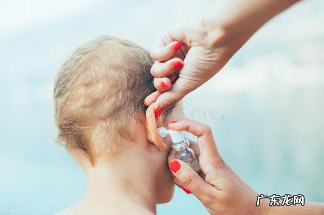 耳朵发炎该怎么办 耳朵发炎