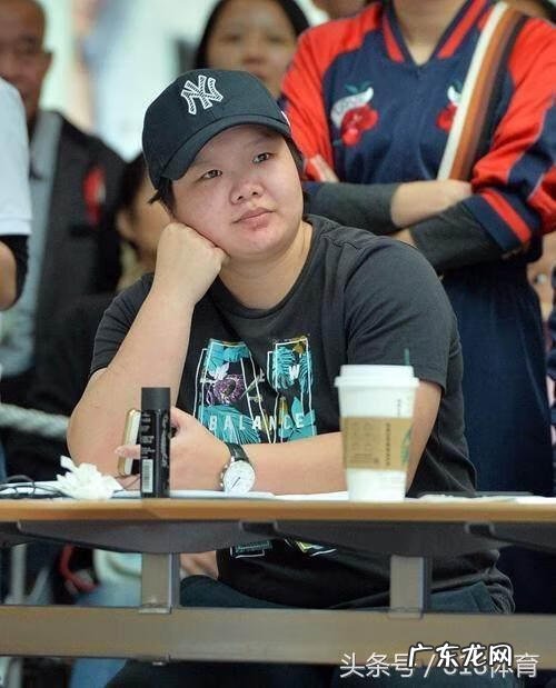 杨威老婆 杨威儿子谁