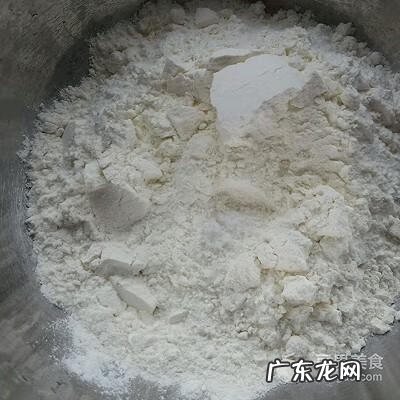 馄饨皮如何制作 馄饨皮的做法大全