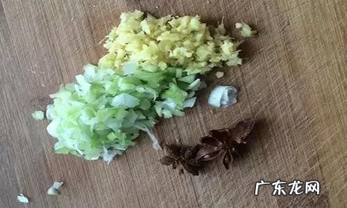 猪肉杂酱面的酱做法与配料 杂酱面的酱做法与配料大全