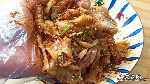酱鸡爪的制作方法和配料 鸡爪怎么弄才好吃又简单家常