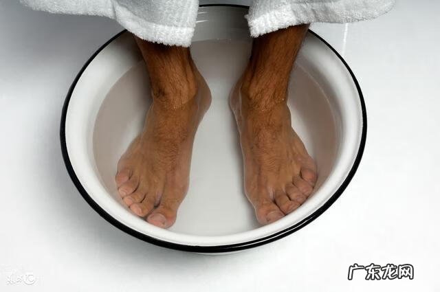 用什么方法治脚臭效果最好 什么方法治脚臭最好用