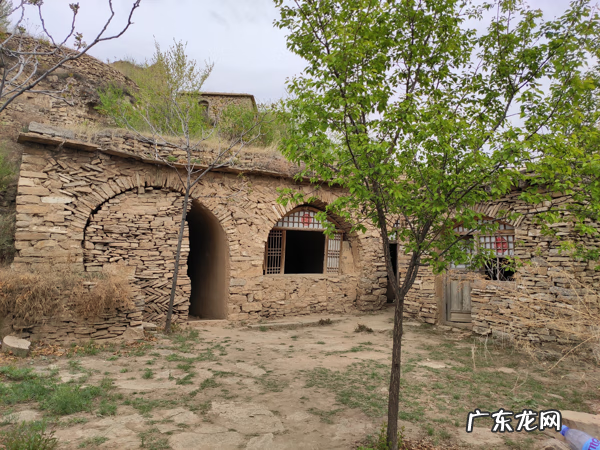 偏关县有多少个乡镇 偏关县风水先生是谁