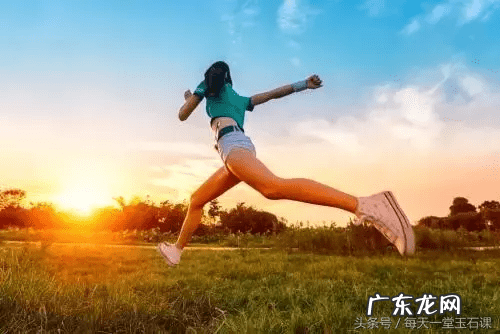 面部皱纹与风水的关系 风水中皱眉寓意好吗