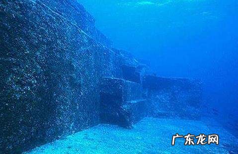 金字塔为什么在海底？