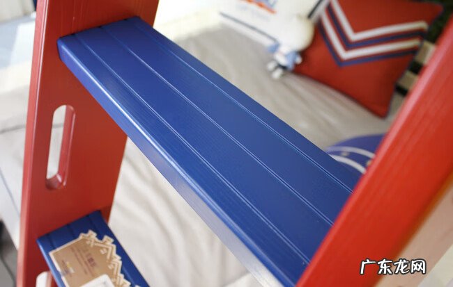 睡架子床有什么风水 支撑床板棍子的风水说法