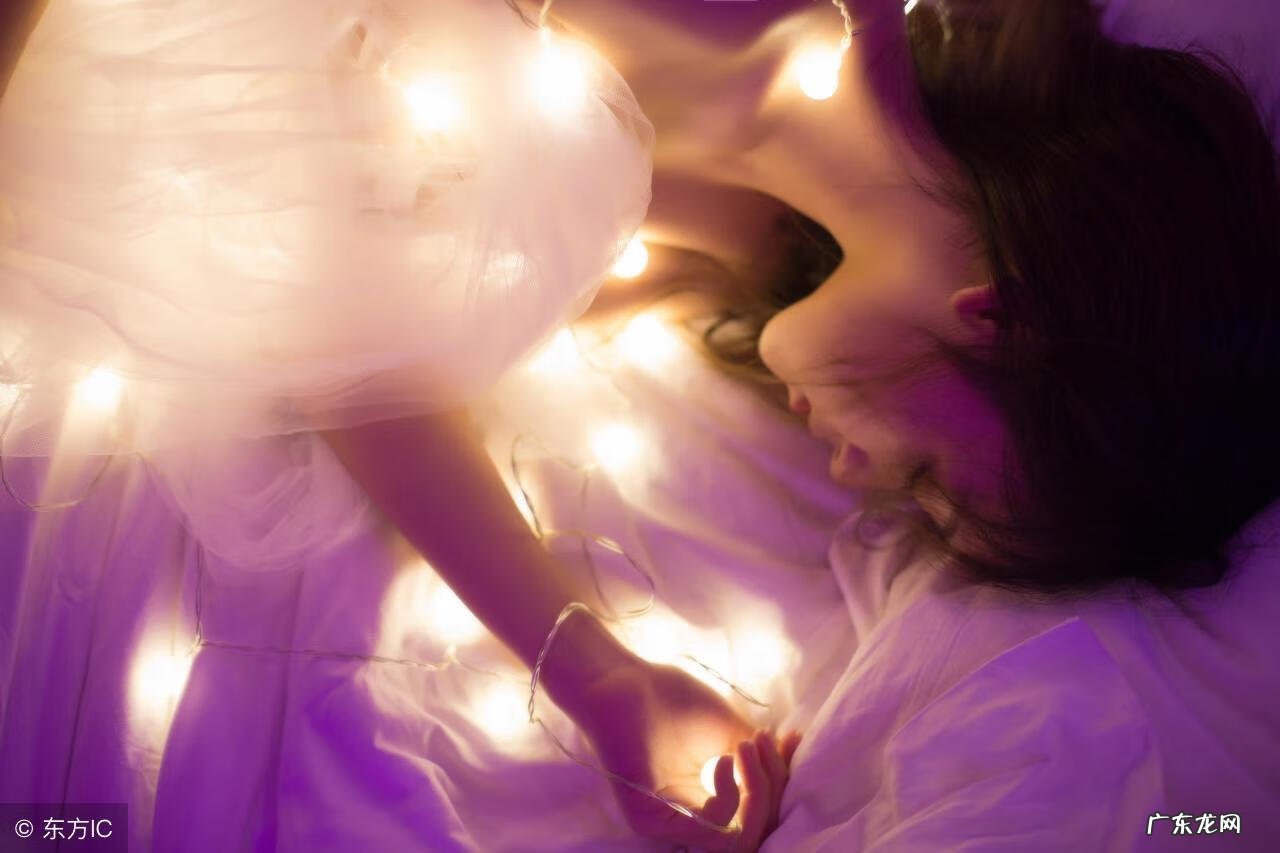 怀孕梦见被蛇咬预示什么 怀孕梦见被蛇咬了