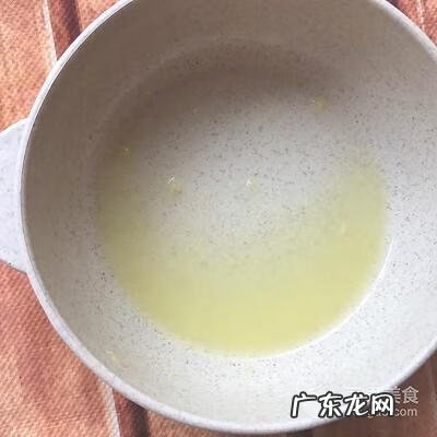 姜汁撞奶的做法