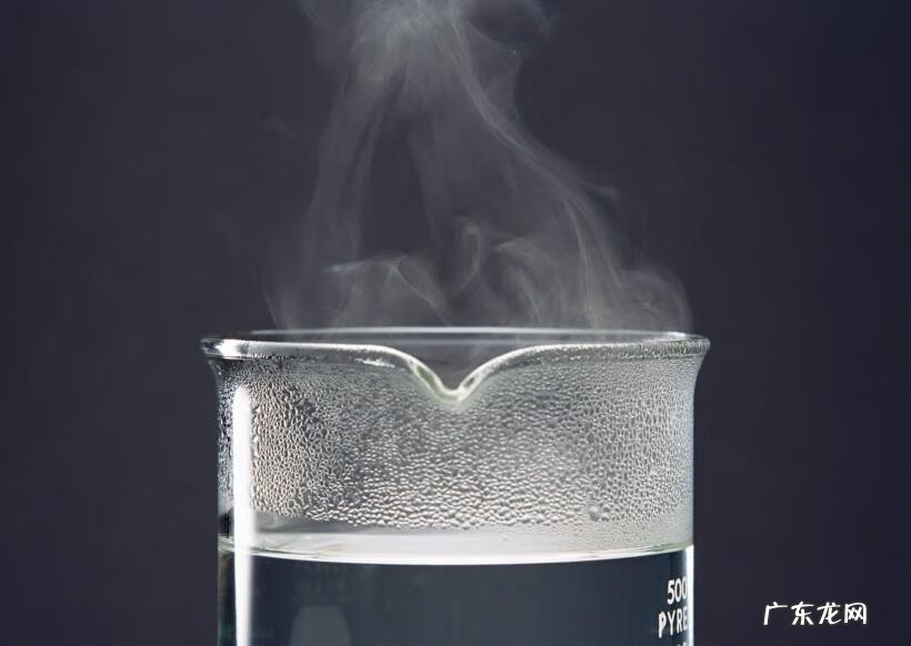 喉咙痒咳嗽怎么止咳 感冒引起喉咙痒咳嗽怎么办