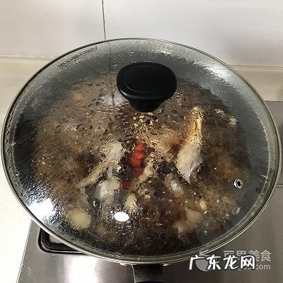 炖啤酒鸭怎么炖好吃 啤酒鸭怎么做