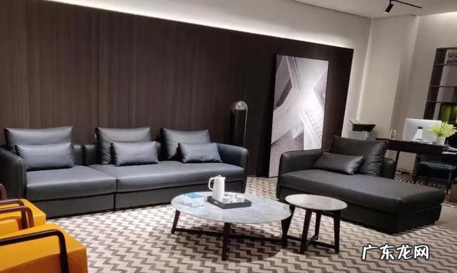 摆沙发有什么风水讲究 直排沙发的风水讲究