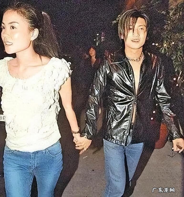 锋芝离婚原因 锋芝婚变原因