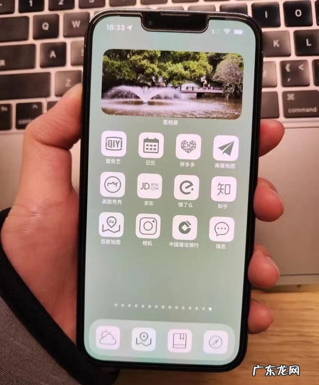 卧室门上贴什么风水好 手机风水贴怎么贴的