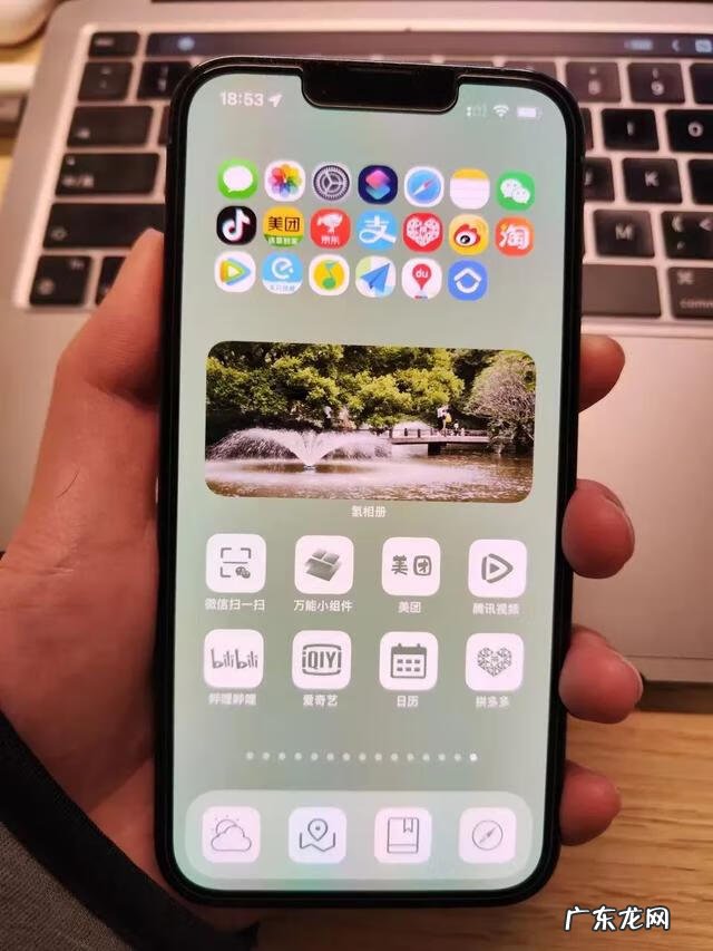 卧室门上贴什么风水好 手机风水贴怎么贴的