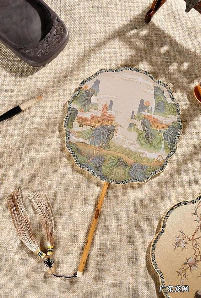 木雕扇子摆件 风水扇子摆件图片大全图解