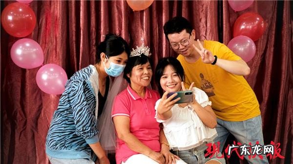 金婚是纪念结婚的