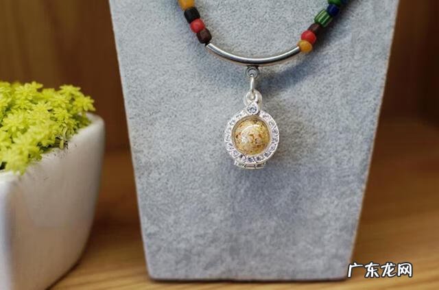 骨灰什么时候下葬好 已安葬的骨灰可以重新安葬吗?