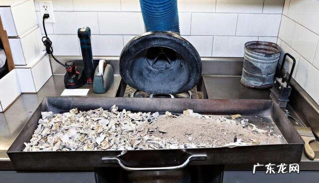 骨灰什么时候下葬好 已安葬的骨灰可以重新安葬吗?