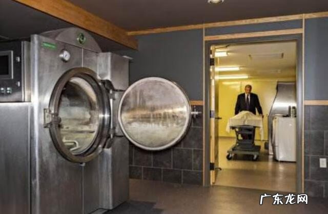 骨灰什么时候下葬好 已安葬的骨灰可以重新安葬吗?