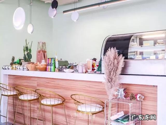 私房烘焙店面效果图 烘焙店面风水布置