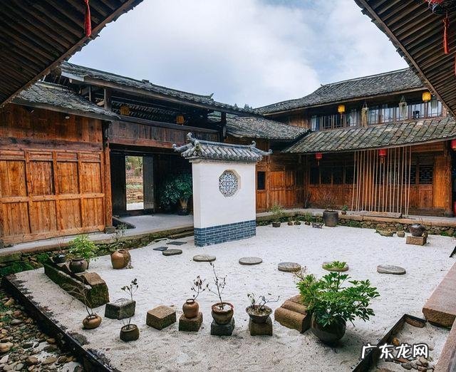 一屋开两门好不好 一户开两个门的风水