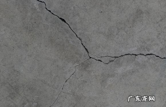 墙面裂纹有讲究吗风水 门口有裂缝风水怎么讲